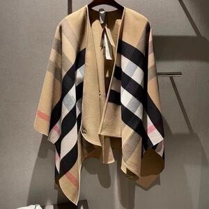 Burberry Tan and Black Patterned Cape